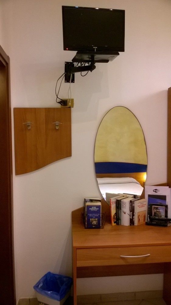 Hotel La Villetta Fiumicino Dış mekan fotoğraf