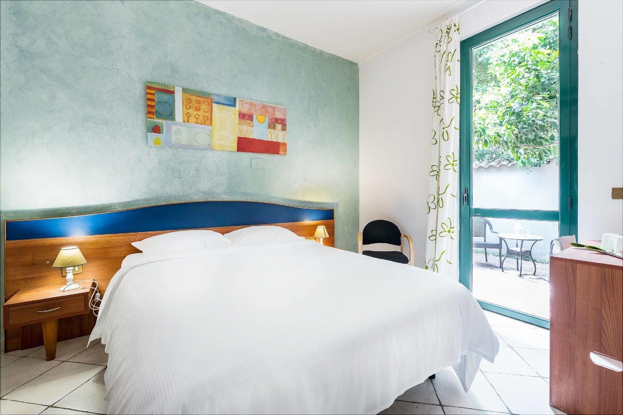 Hotel La Villetta Fiumicino Dış mekan fotoğraf