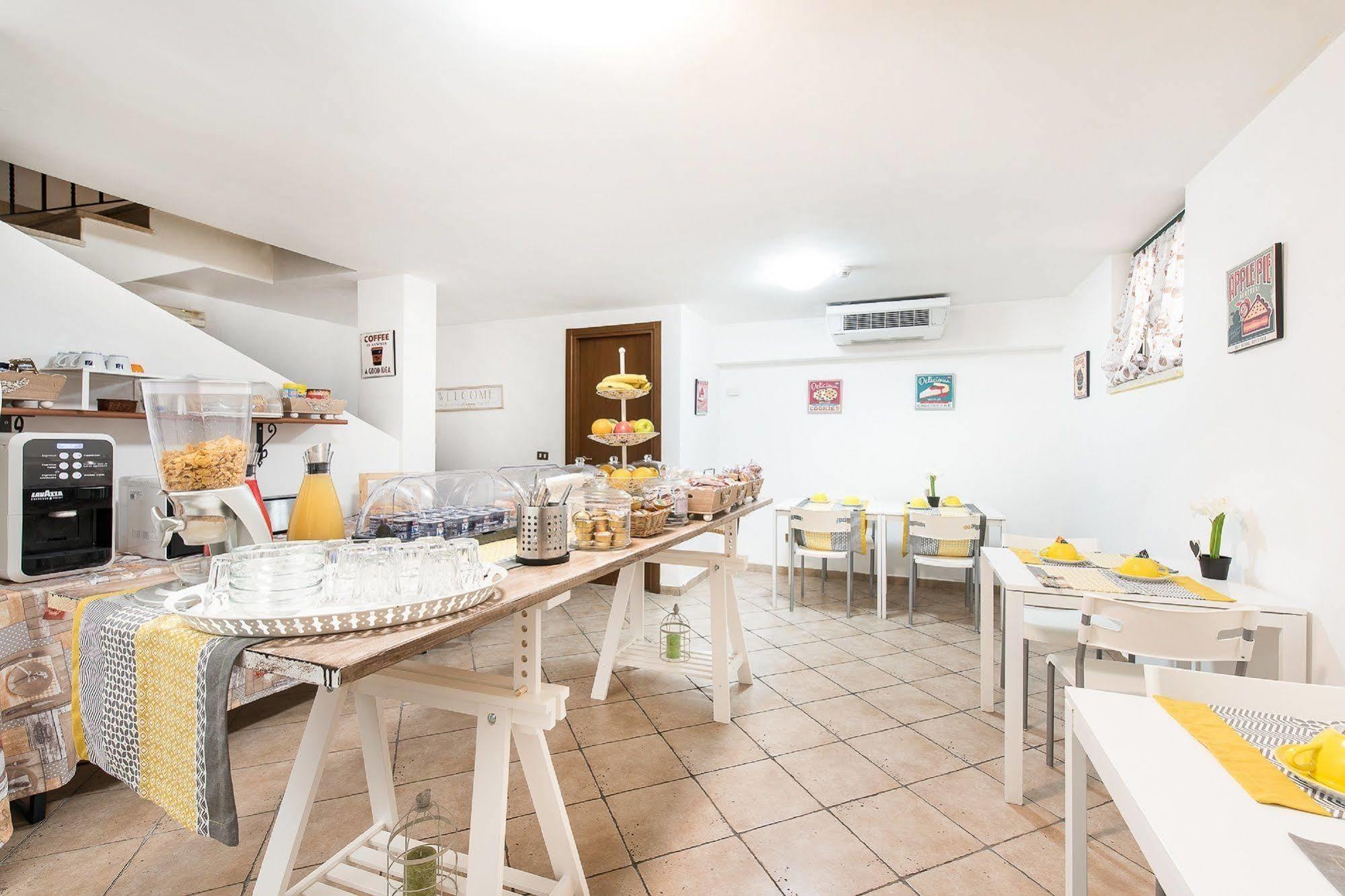 Hotel La Villetta Fiumicino Dış mekan fotoğraf