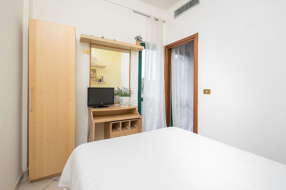 Hotel La Villetta Fiumicino Dış mekan fotoğraf